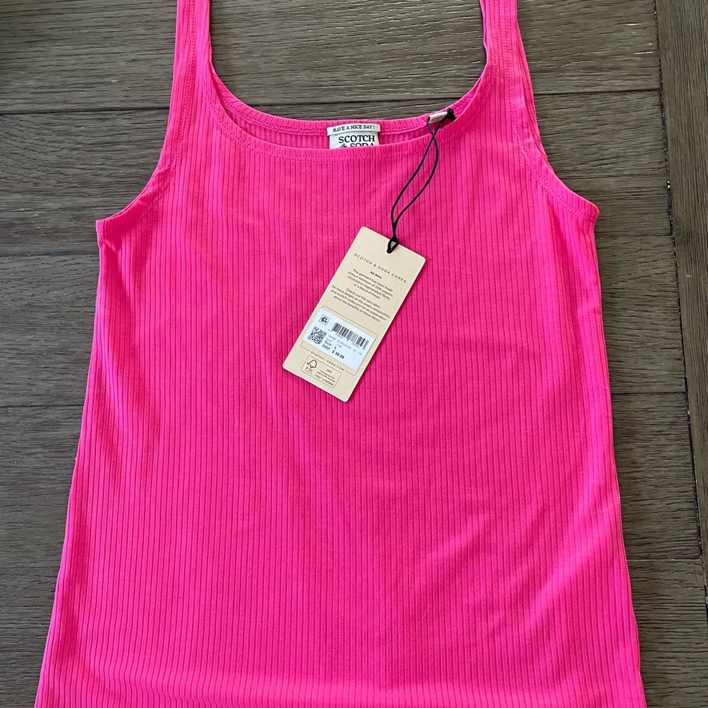 NWT -Scotch & Soda ♻️Women’s size Large- perfect pink cami or tank!💖🔥